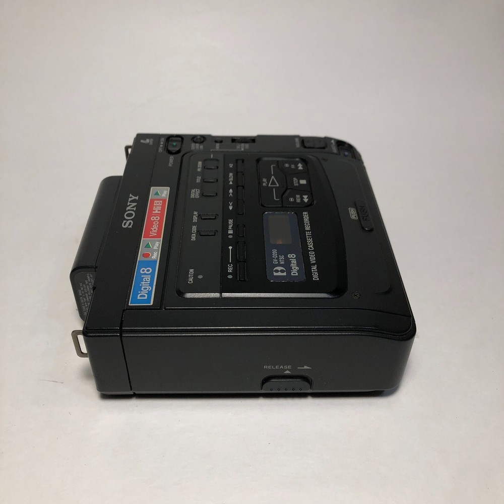 SONY GV-D200 Digital8 Video8 Digital 8 Player Recorder (Caution Light Flashes)