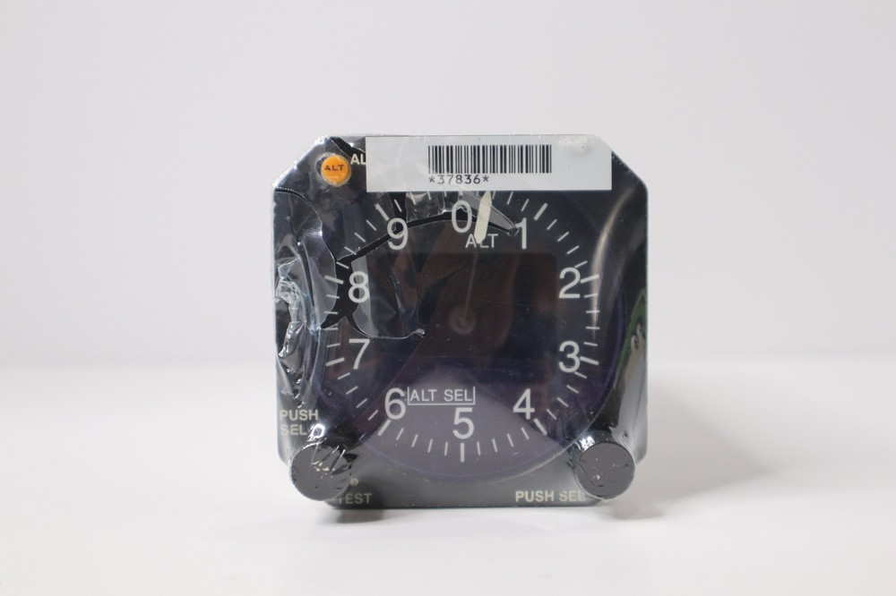 Innovative Solutions 9D-80130-15 Air Data Display Unit ADDU (28 VDC)