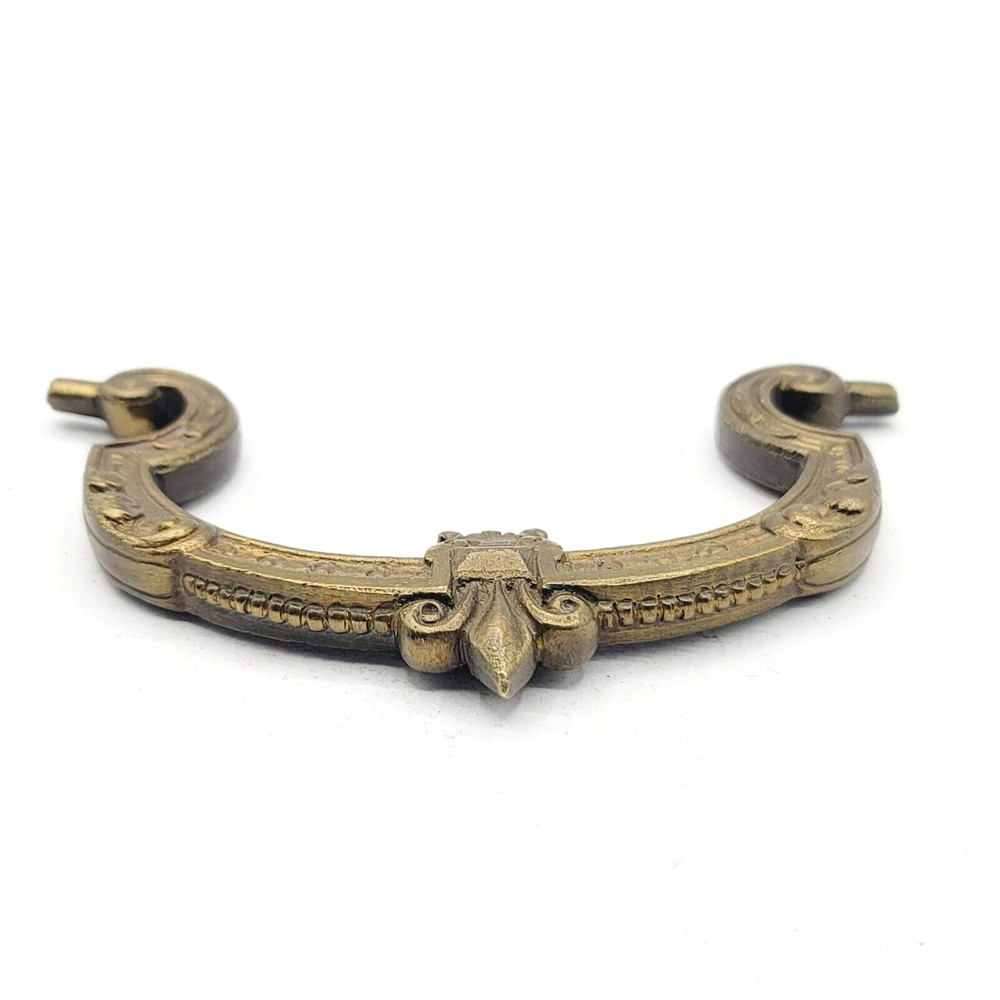 Vintage Single Brass Ornate Bail Pull for 4.25" Pull Handle Replacement 0082