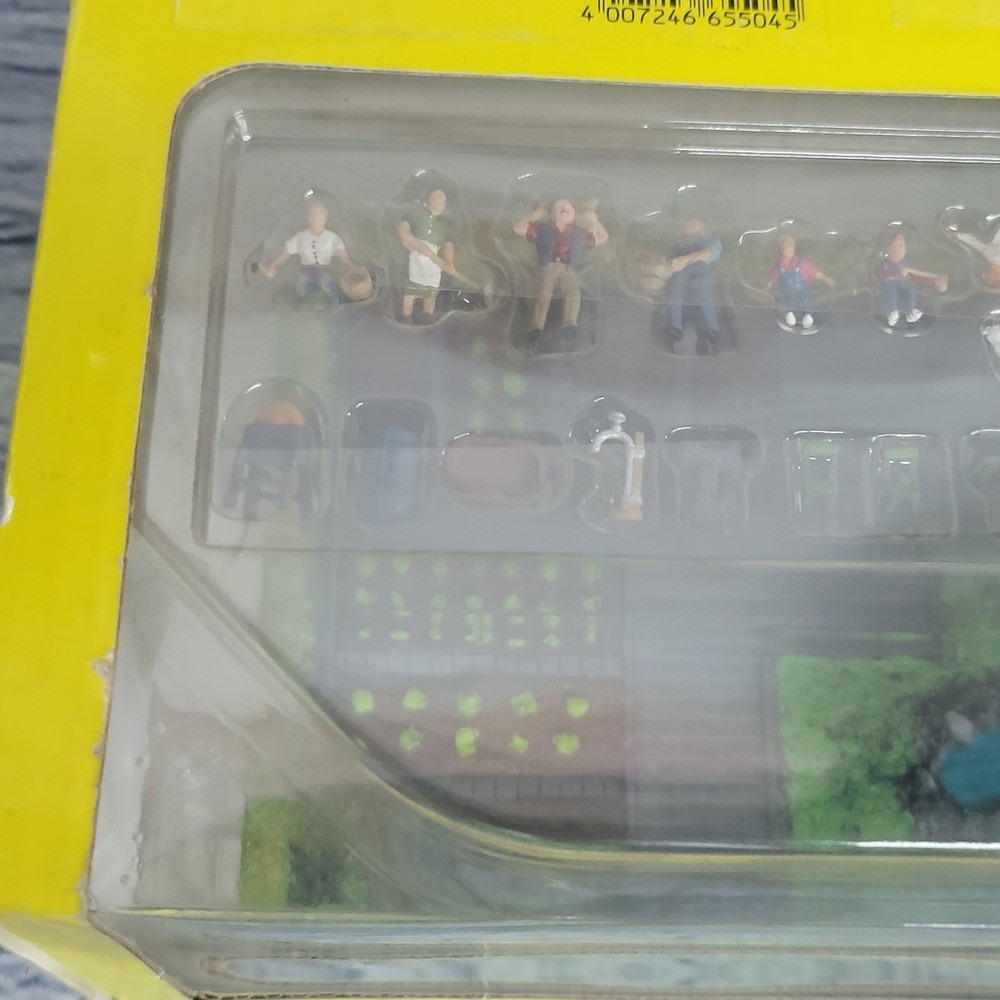 NOCH - Garden Plot - HO - Model Kit - 65504 - sealed diorama