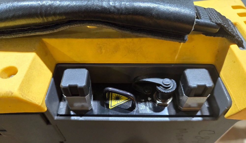 CORNING OPTIVISOR 400 Optical Time Domain Reflectometer W/CASE