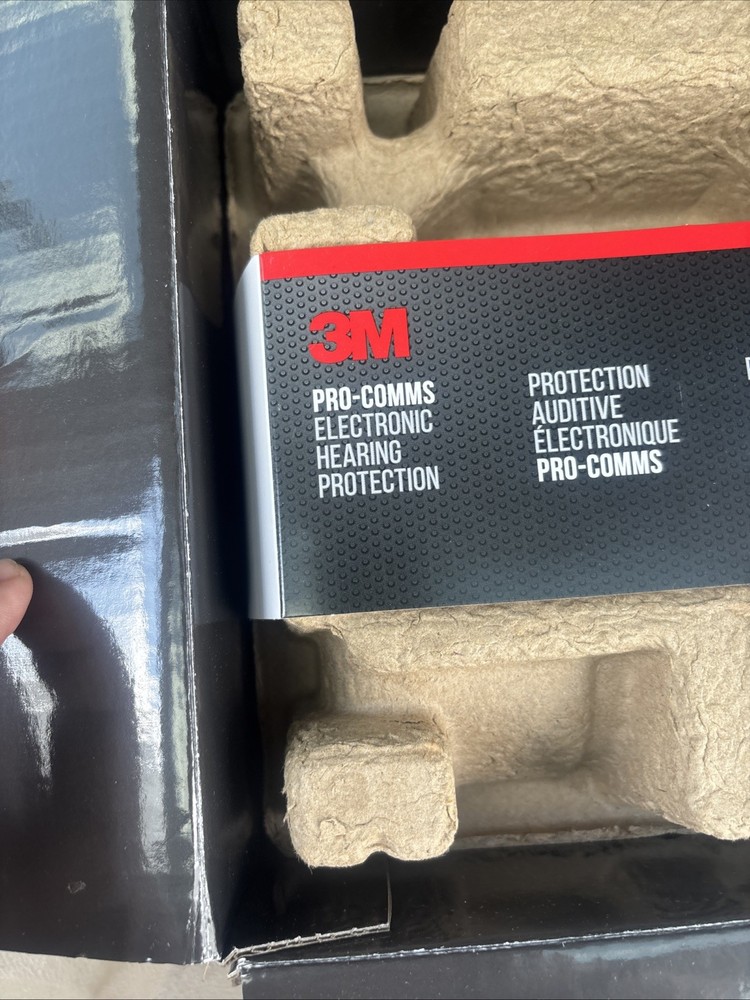 3M Pro-Comms Electronic Hearing Protector, Wireless Earmuffs With Bluetooth...