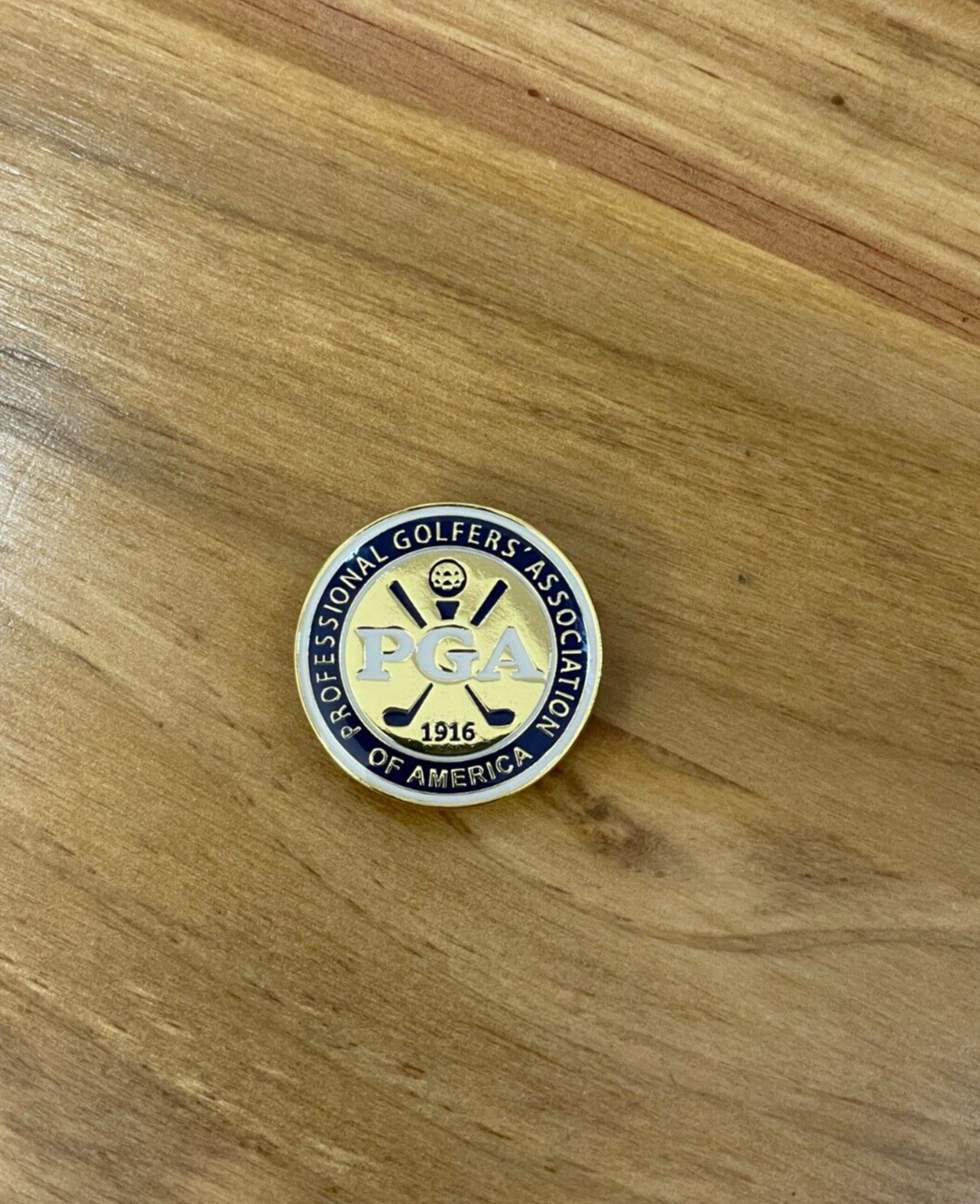 PGA Professional Golfers' Association of America Ball Marker