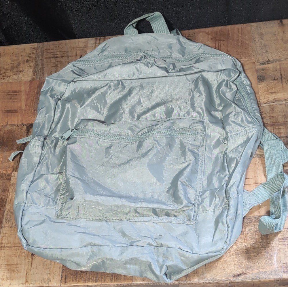 NO BO Packable Lightweight Foldable Gray Nylon Daypack Backpack Zip 2 Pockets