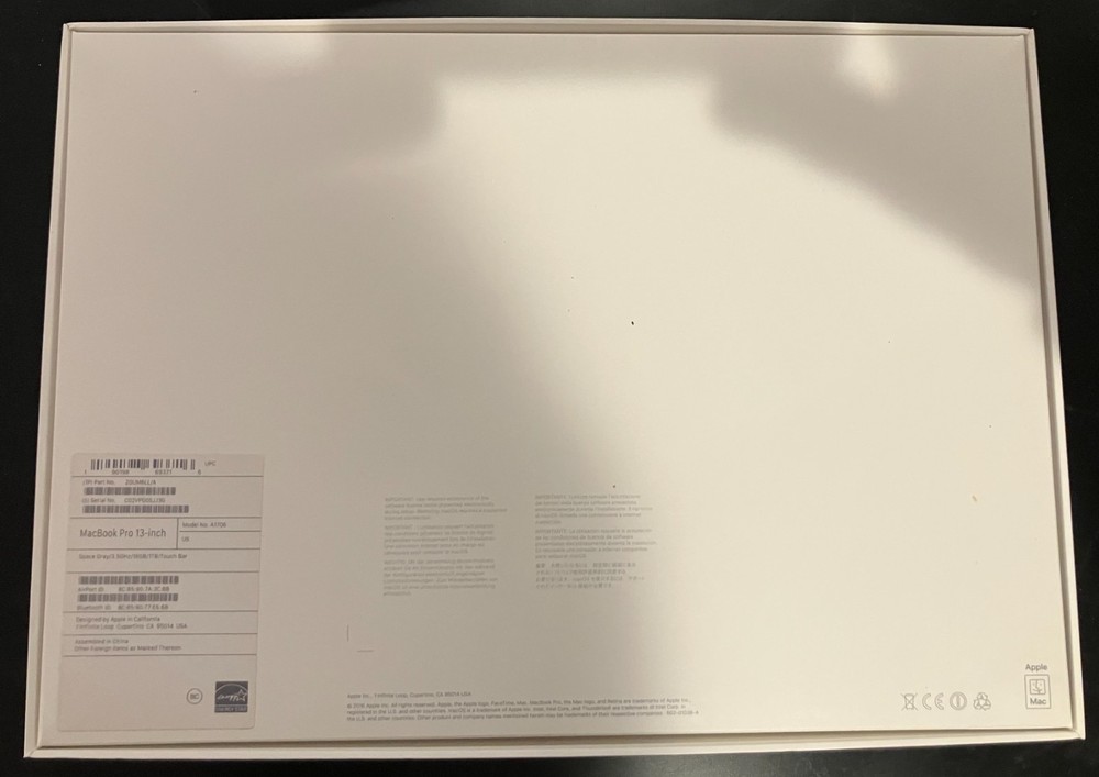 2017 MacBook Pro box
