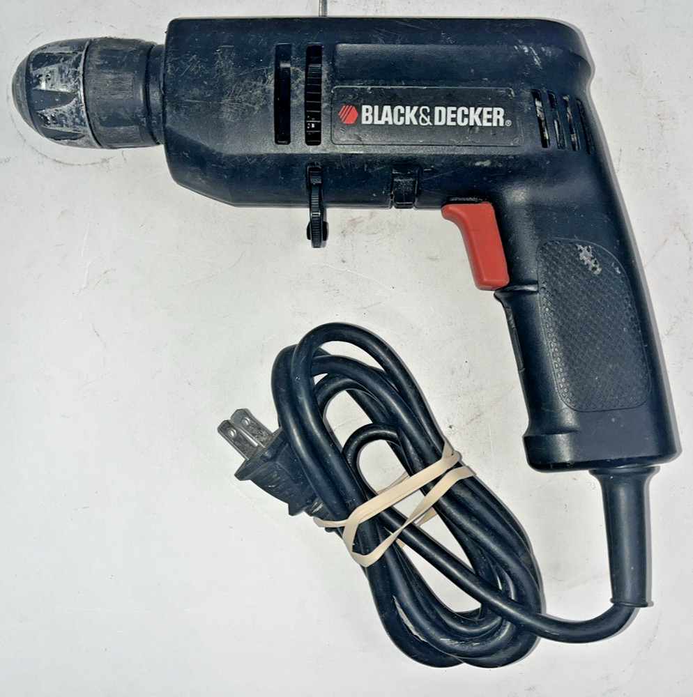 BLACK & DECKER 7152 TYPE 2 CORDED REVERSIBLE DRILL 3/8"