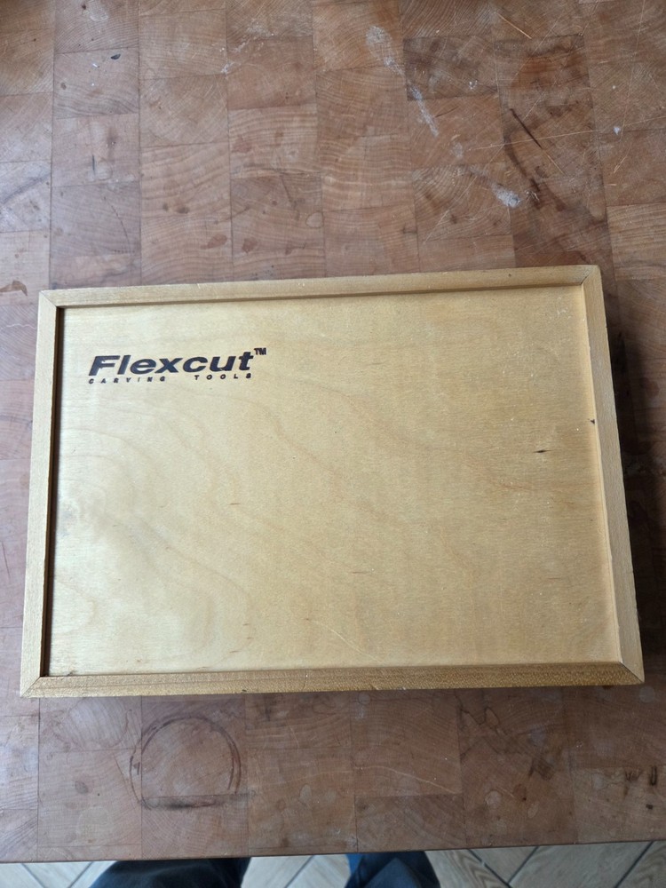 FLEXCUT High-Quality Wood Carving Palm Set - 9 Tools