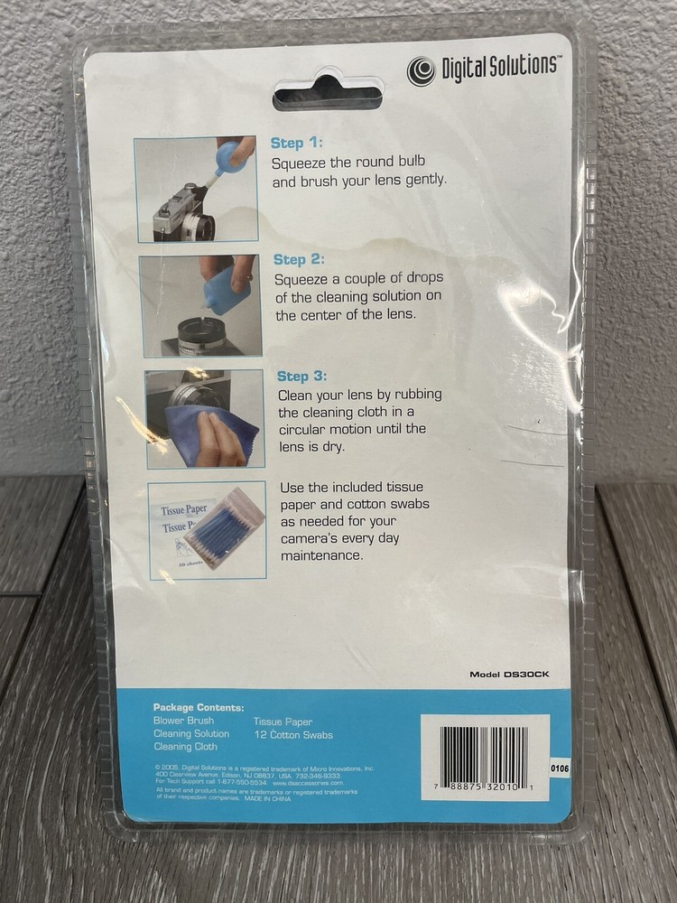 Digital Solutions Digital Camera/Camcorder Cleaning Kit