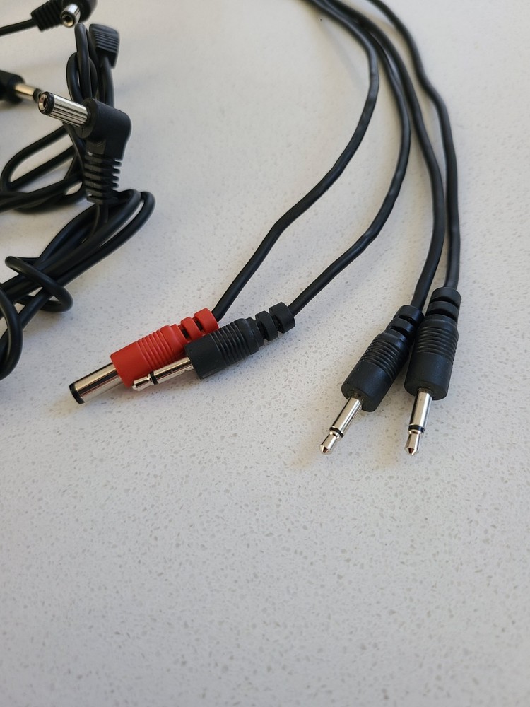 Voodoo Lab Pedal Power - 8 Cables Various Types