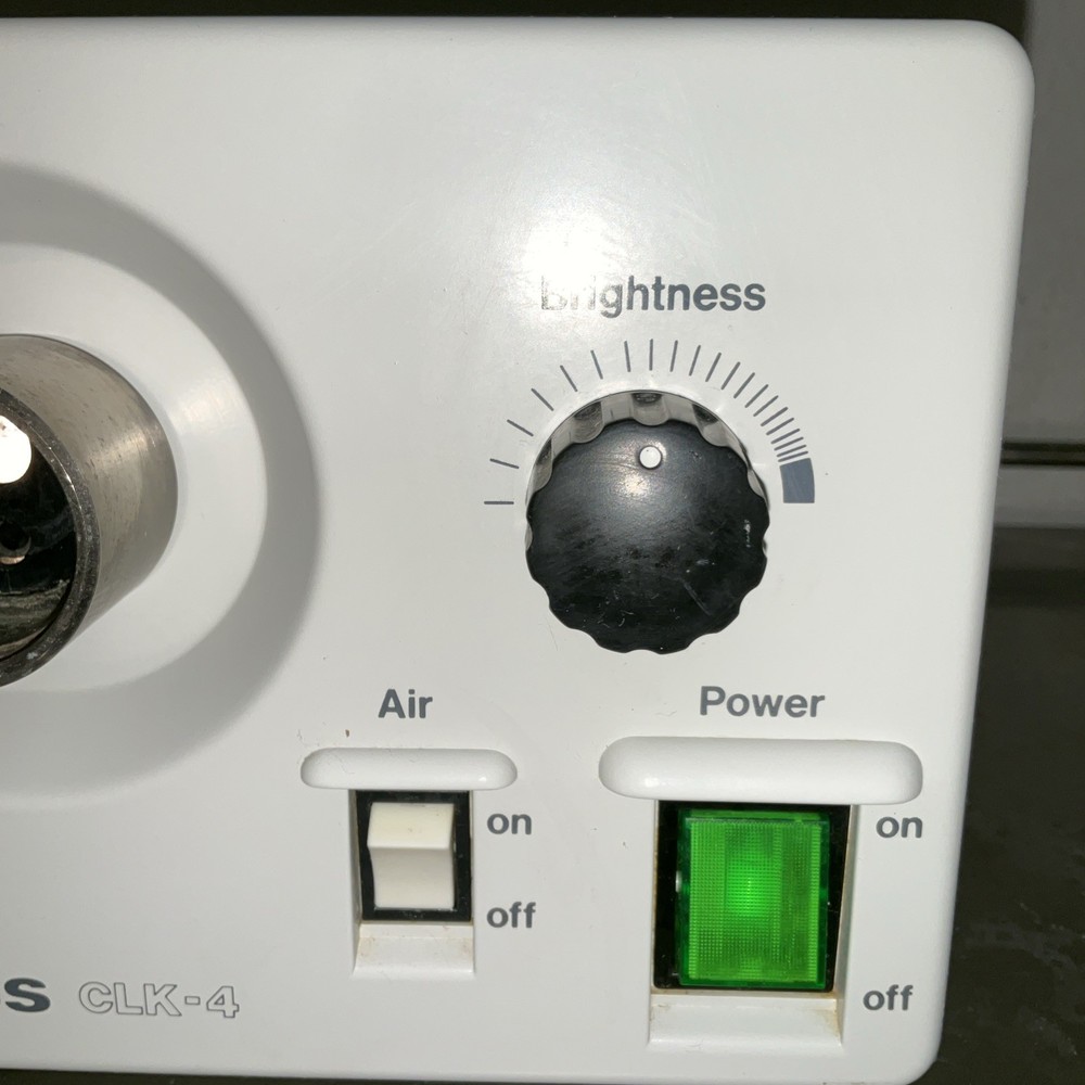 WORKING Olympus CLK-4 Halogen Light Source w/ Lights