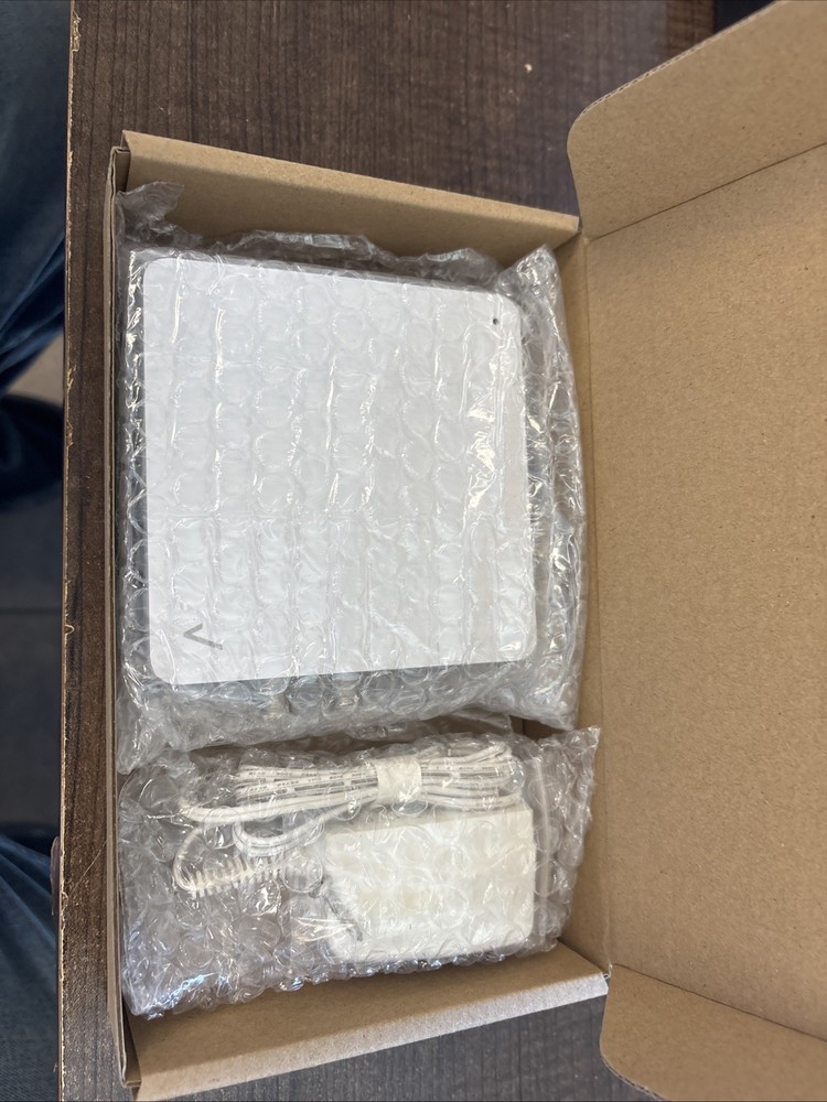 Verizon ASK-MAE310 MoCA Ethernet Adapter