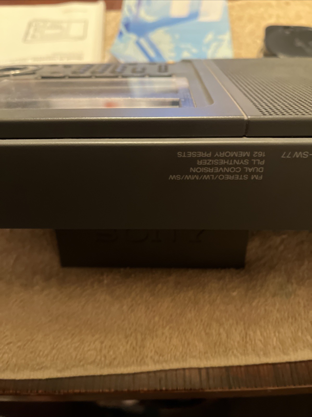 Sony ICF-SW77 World Band Receiver Radio Mint Condition Tested Works Great