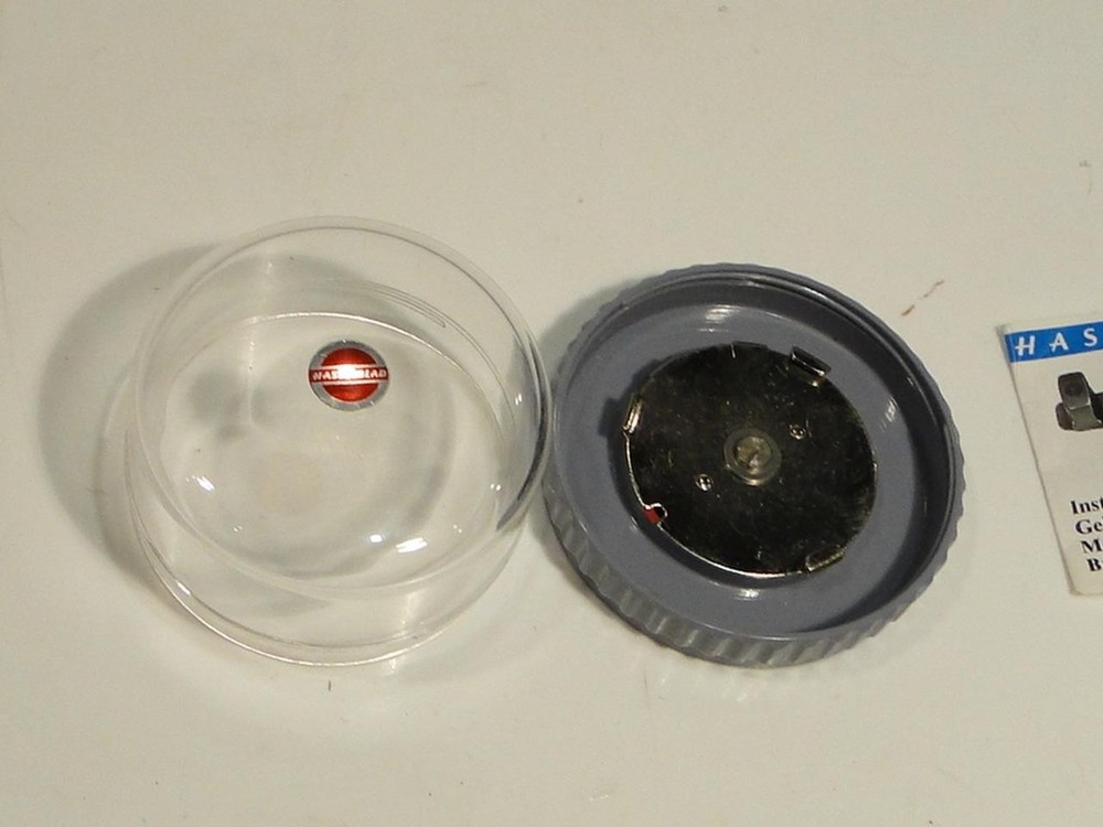 Hasselblad Winding Knob 44040 Bubble Case Only