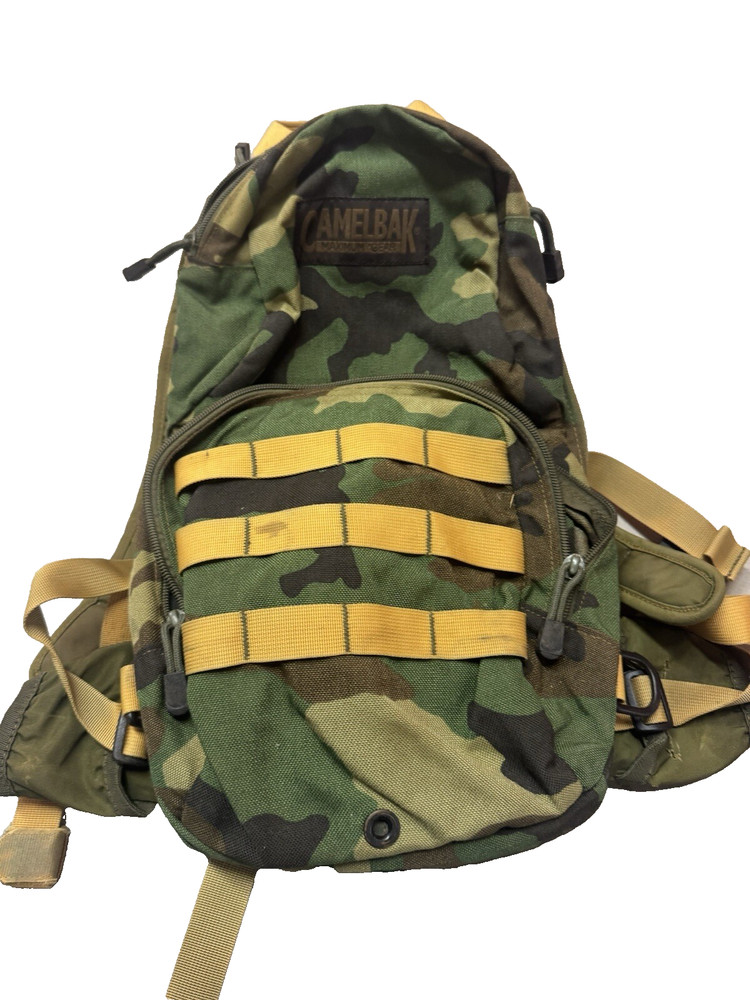 CamelBak Maximum Gear hydration pack military