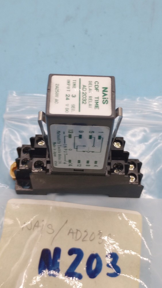 NAIS AD2032 CDF Time Delay Relay (TIME 3 SEC, INPUT 24 V DC 2A ,250V+ SOCKET