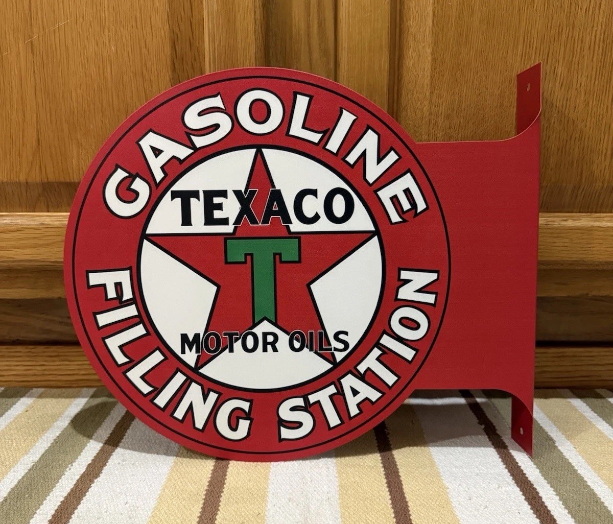 Texaco Gas Filling Station Flange Sign Double Sided Vintage Style Wall Decor