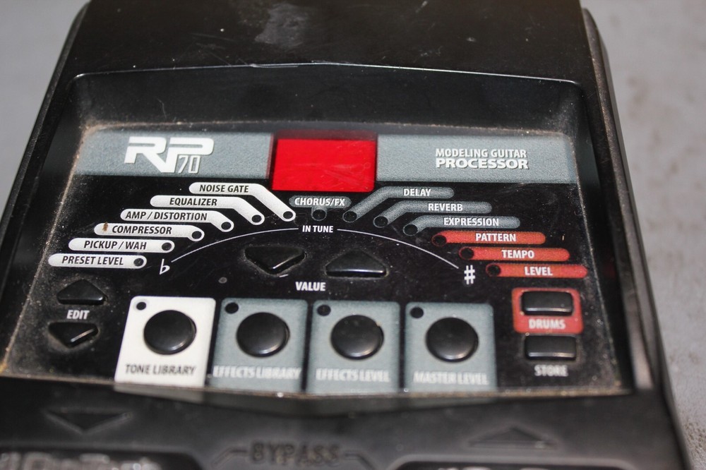Digitech RP70 Modeling Guitar Processor (LEFT PEDAL NOT WORKING)