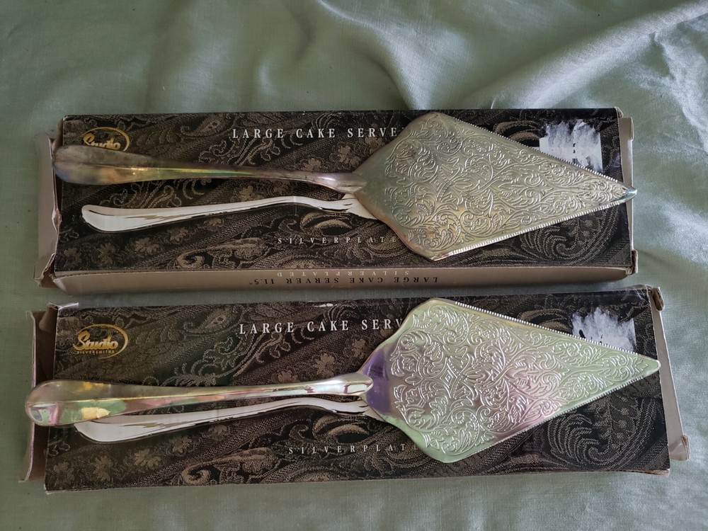 Studio Silversmiths Large Silver Plated Cake Server Ornate Scroll Design 11.5"