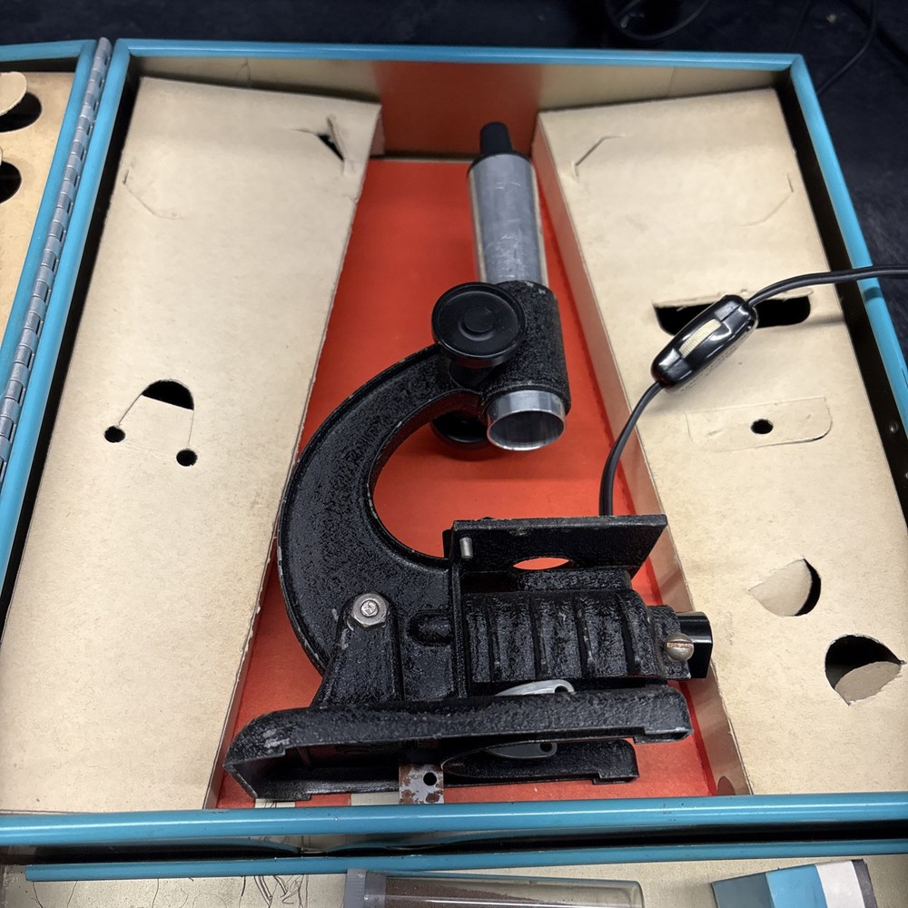 Vintage Porter Science Microcraft Microscope Lab No. 2105, Untested