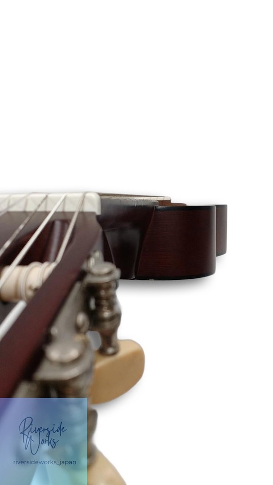 Yamaha Guitalele GL1 Compact Guitar Ukulele