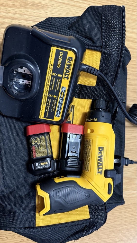 dewalt gyroscopic screwdriver