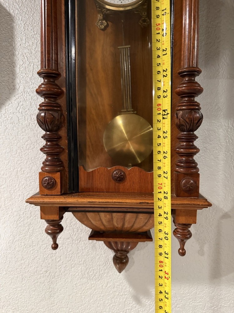 ANTIQUE/VINTAGE GERMANY WALL CLOCK