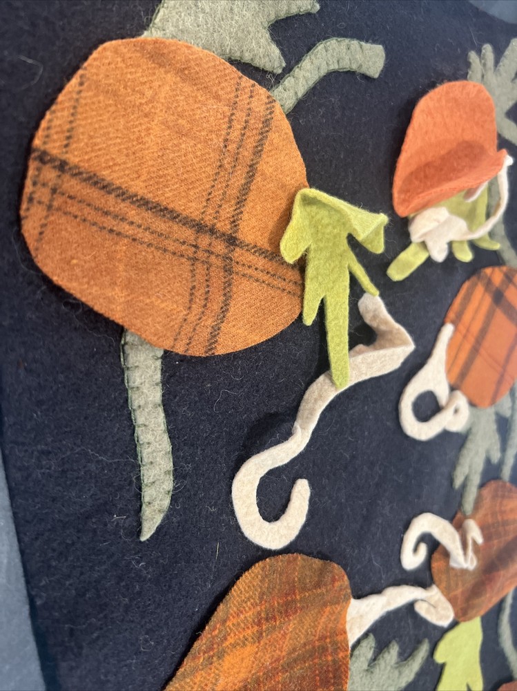 Ginger Sanchez "Gourd Harvest" Wool Embroidery Table Runner Pattern Project