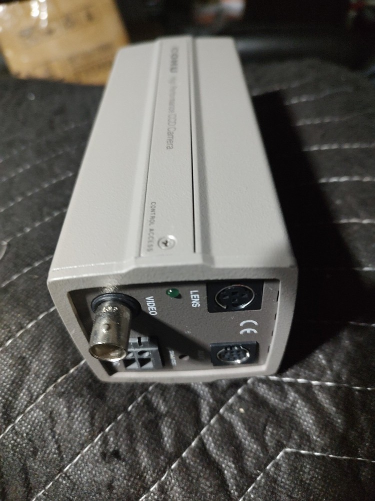 COHU 4915-2000 High Performance CCD Camera 12V