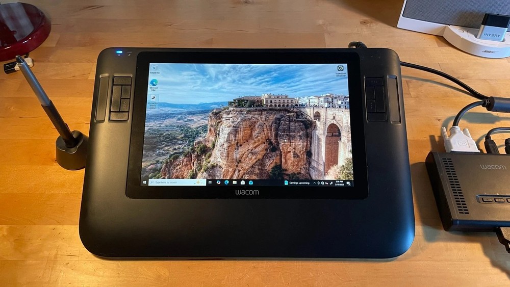 Wacom Cintiq 12WX Interactive Pen & Display Tablet