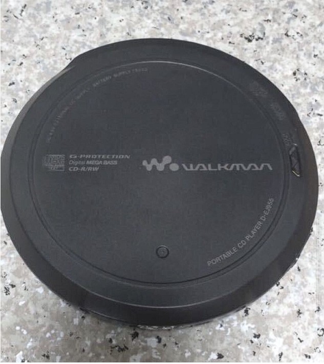 Sony D-EJ955 CD Player Discman CD Walkman Tested as is