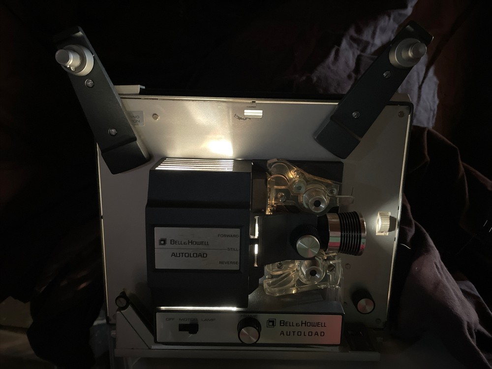 BELL & HOWELL 357B Super 8mm Autoload Projector Cleaned Tested & Works