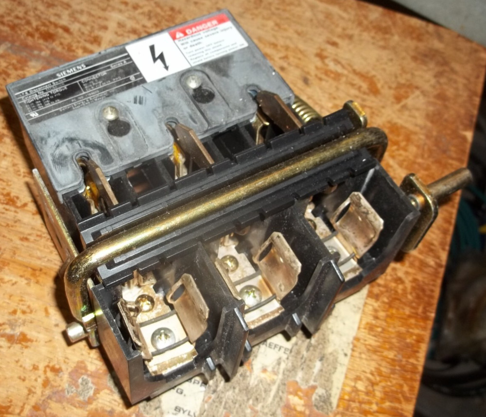 SIEMENS ITE DISCONNECT SWITCH MCS606R SER A (WL23-3)