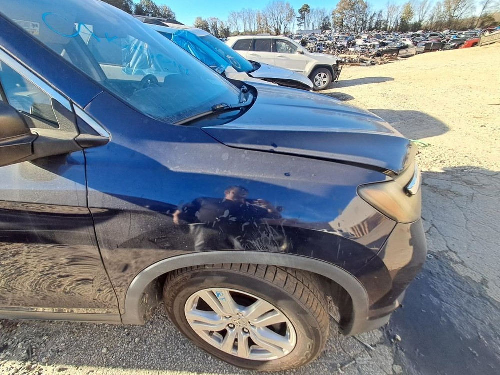 PILOT 2016 Glove Box 4868477