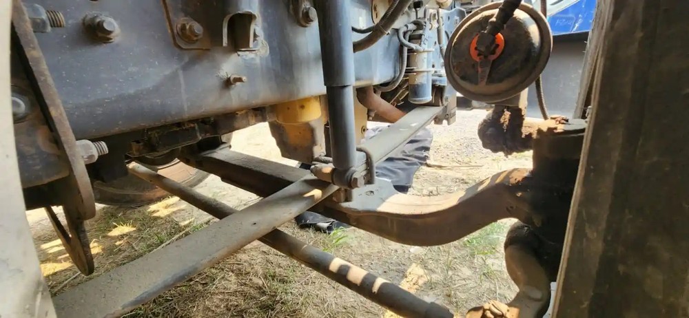 (Used) 2007 Freightliner M2 112 Medium Duty, FRONT LEAF SPRINGS Front Leaf & Spr