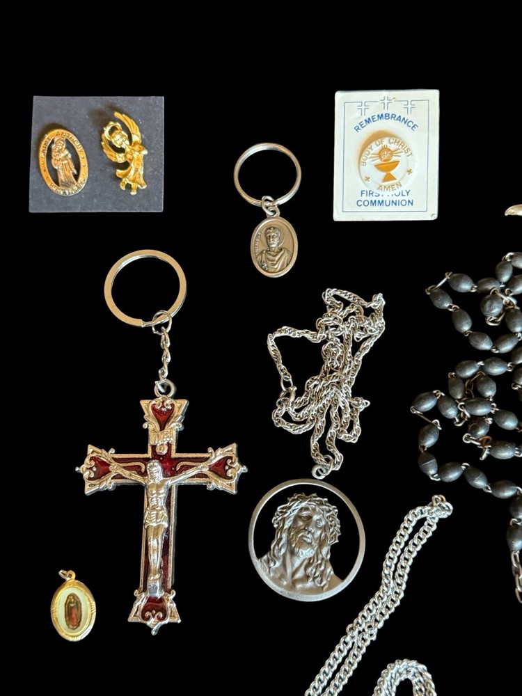 Great Vintage Lot Catholic Rosaries/Charms/Pins/Necklaces Etc. Lot Of 29 Pieces