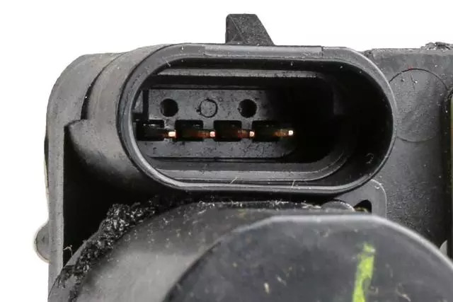 Genuine GM Driver Side Front Door Lock 10313974