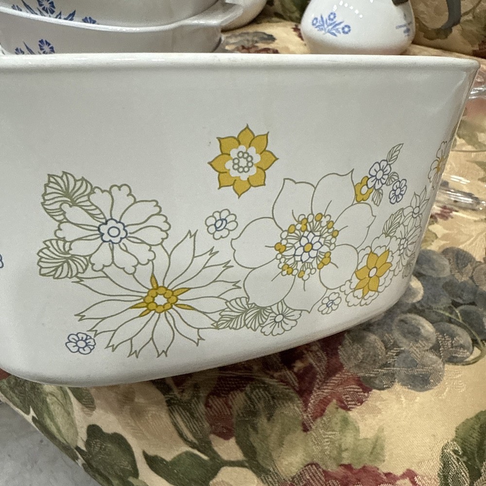 CorningWare A-3-B Wildflower Casserole Dish 3 Quart