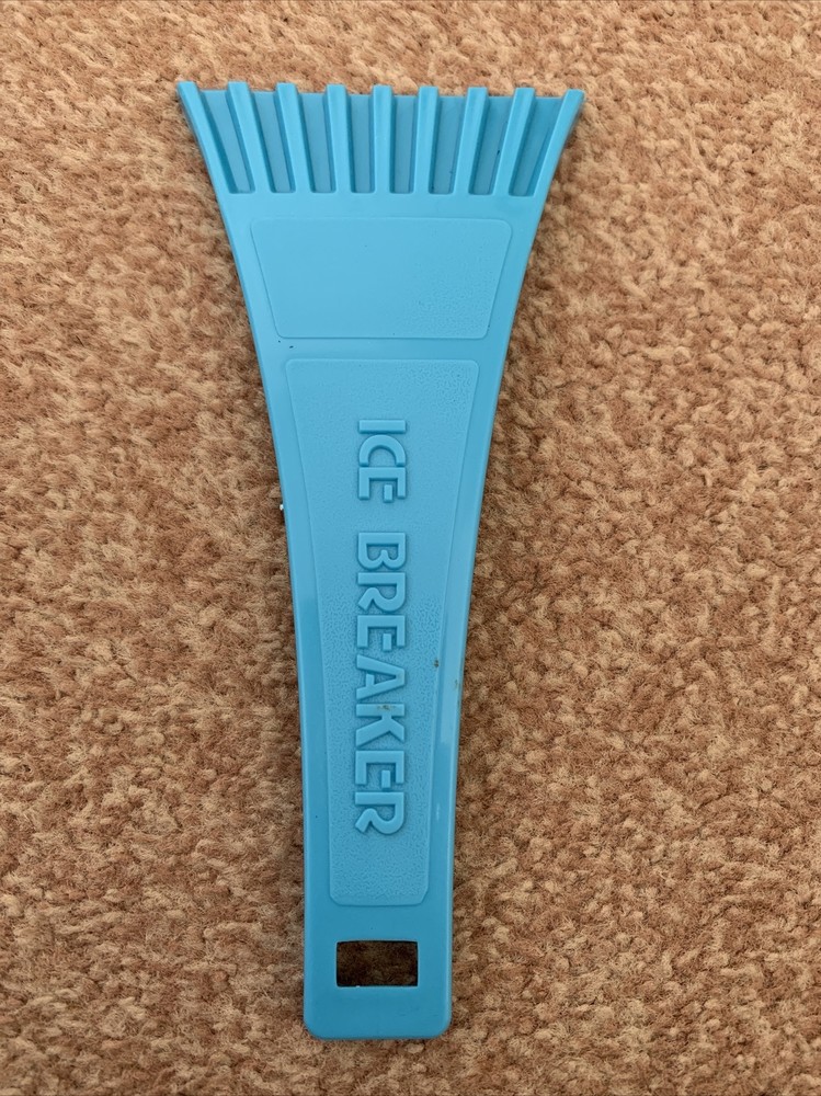 P1 Autocare Blue Windscreen Ice Scraper Winter Car Essential