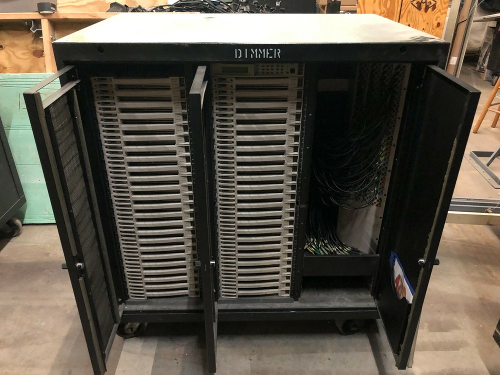 96X2K SENSOR Rack (Classic) ETC Touring Dimmer Rack