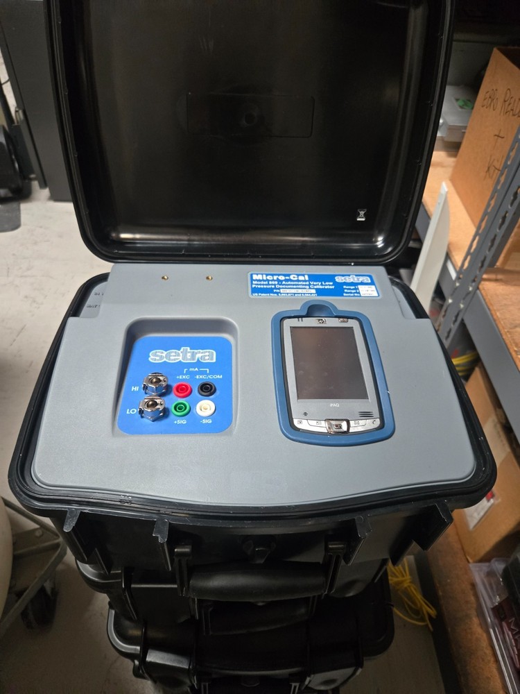 Setra Micro-Cal Model 869 Ultra Low Digital Pressure Calibrator
