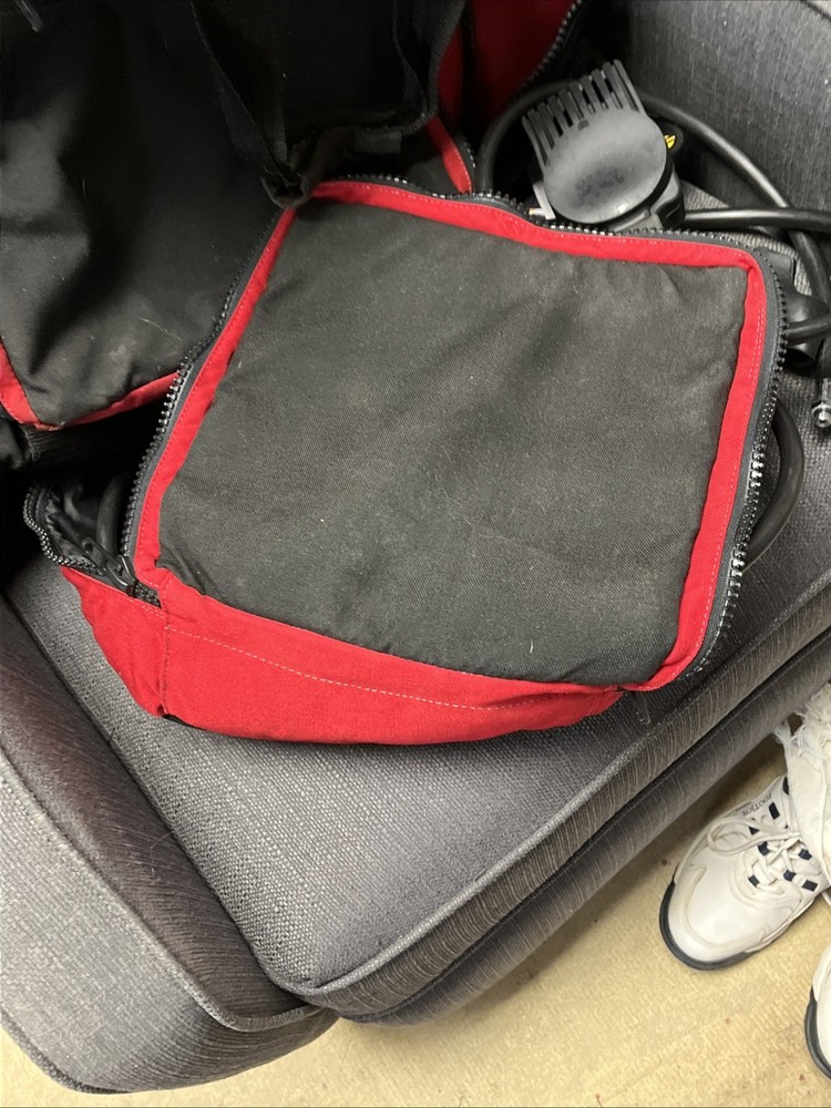 Oceanic Datamax Pro Air Scuba Dive Computer Console With Dive Bag & Regulators