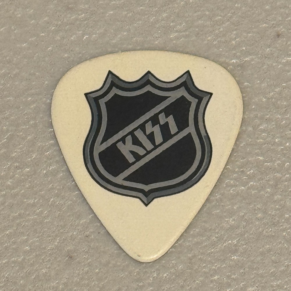 KISS Tommy Thayer Signature Guitar Pick 2014 NHL Hockey Stadium Series Tour RARE
