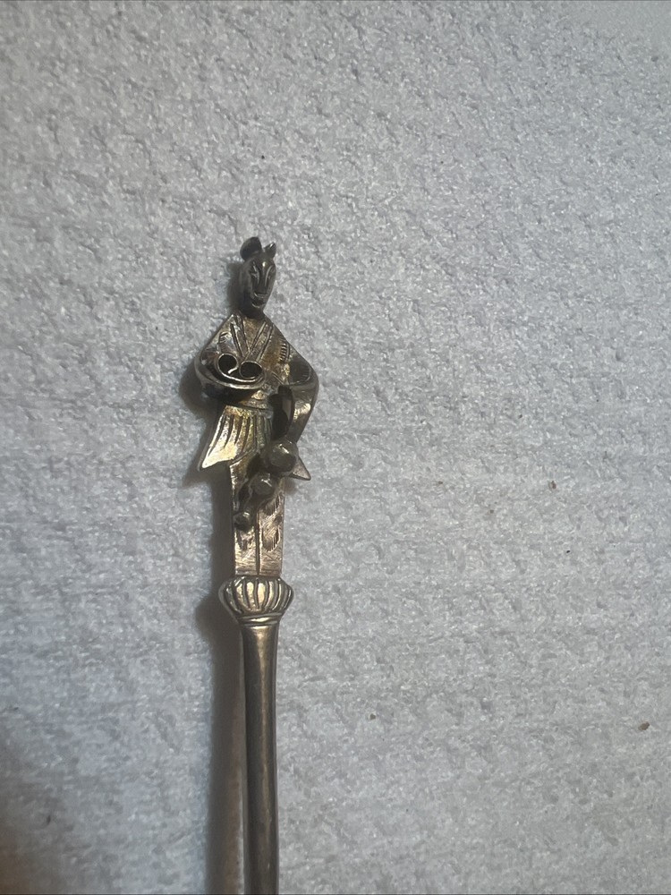 Beautiful 3D Detailed Handled Silver Spoon From Taiwan