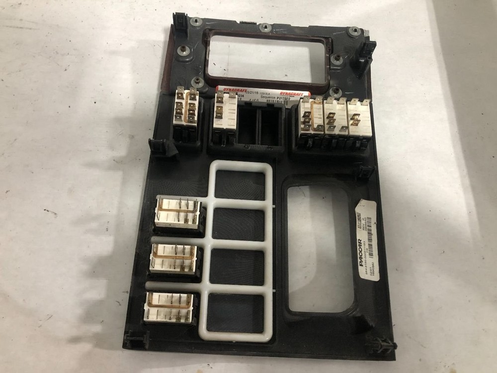 2013-2019 Peterbilt 579 SWITCH Dash Panel - Used