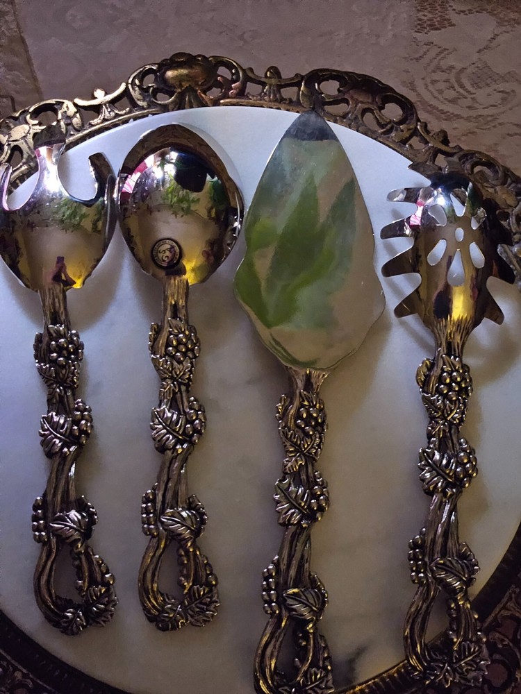 Godinger Silver Plated Grapevine Collection Cake/Pie/Dessert Server & Spoon Set