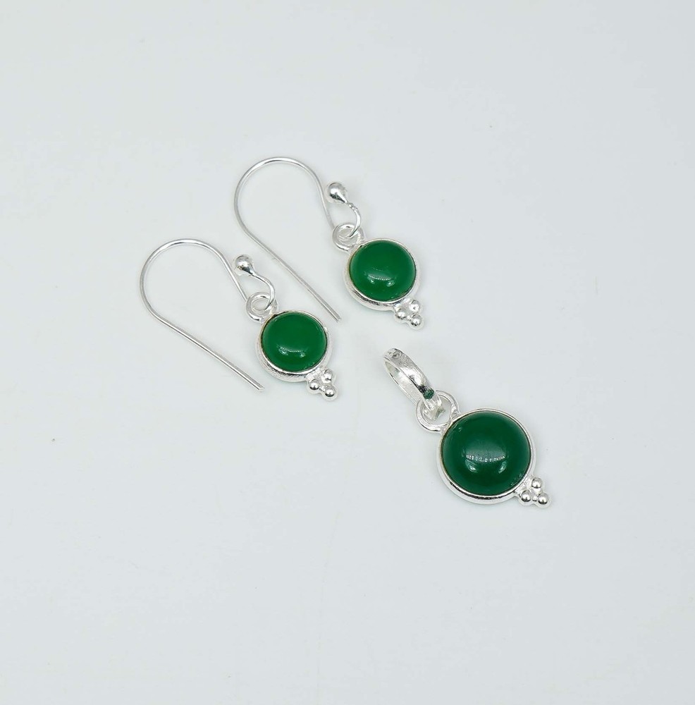 925 Solid Sterling Silver Green Onyx Hook Earring Pendant Set
