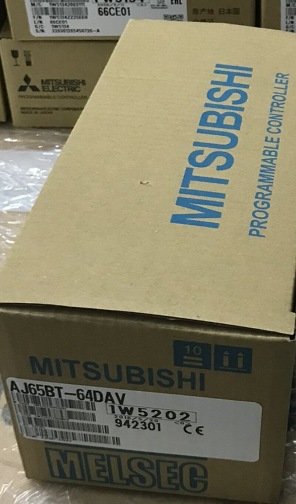 Mitsubishi AJ65BT-64DAV CC-LINK Programmable Logic Controller DC Converter Unit