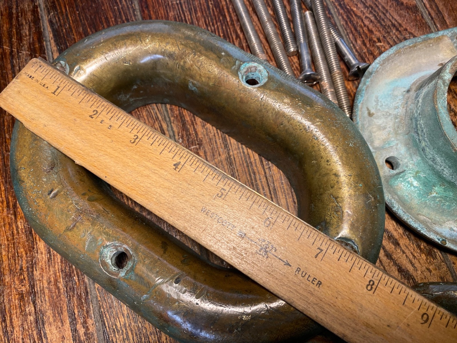 PAIR OF LARGE VINTAGE CAST BRONZE COMBINATION CLEAT/HAWSE HOLES 13" NICE PATINA!