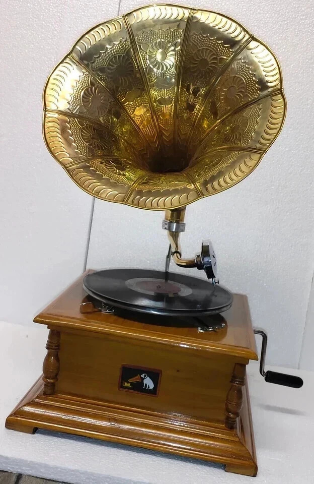 Full Working Phonograph, win-up record Gramophone Player Functional Gramophone