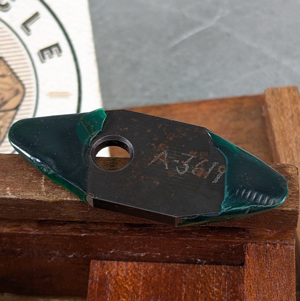 Radius Cutting Tool Sharp! Super Important! Custom Wood Case Machinist§000
